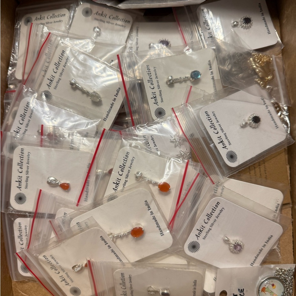 Wholesale Pendants - Great Opportunity for Markup